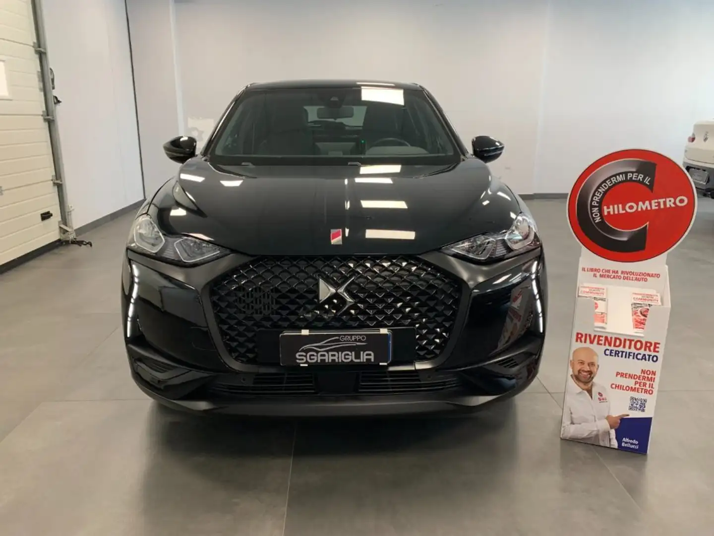 DS Automobiles DS 3 Crossback Performance Line 1.5 BlueHDi STRAFULL Automatico Nero - 2