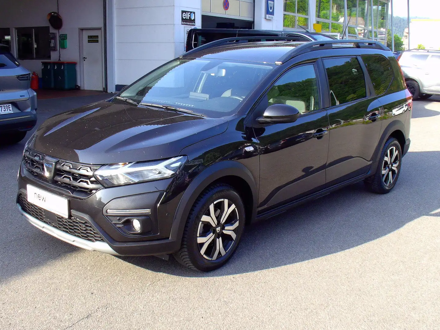 Dacia Jogger Comfort TCe 110 7 Schwarz - 1