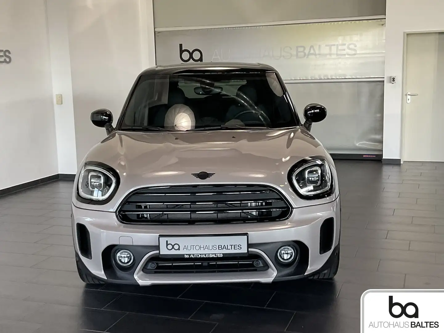 MINI Cooper Countryman Cooper Countryman Trim 18"/ParkAss/ACC/AHK Grau - 2