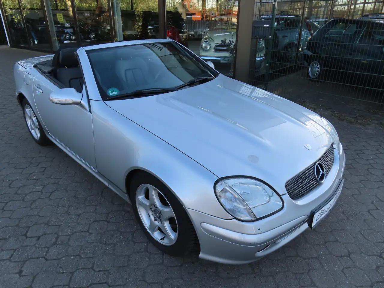 Mercedes-Benz SLK 200