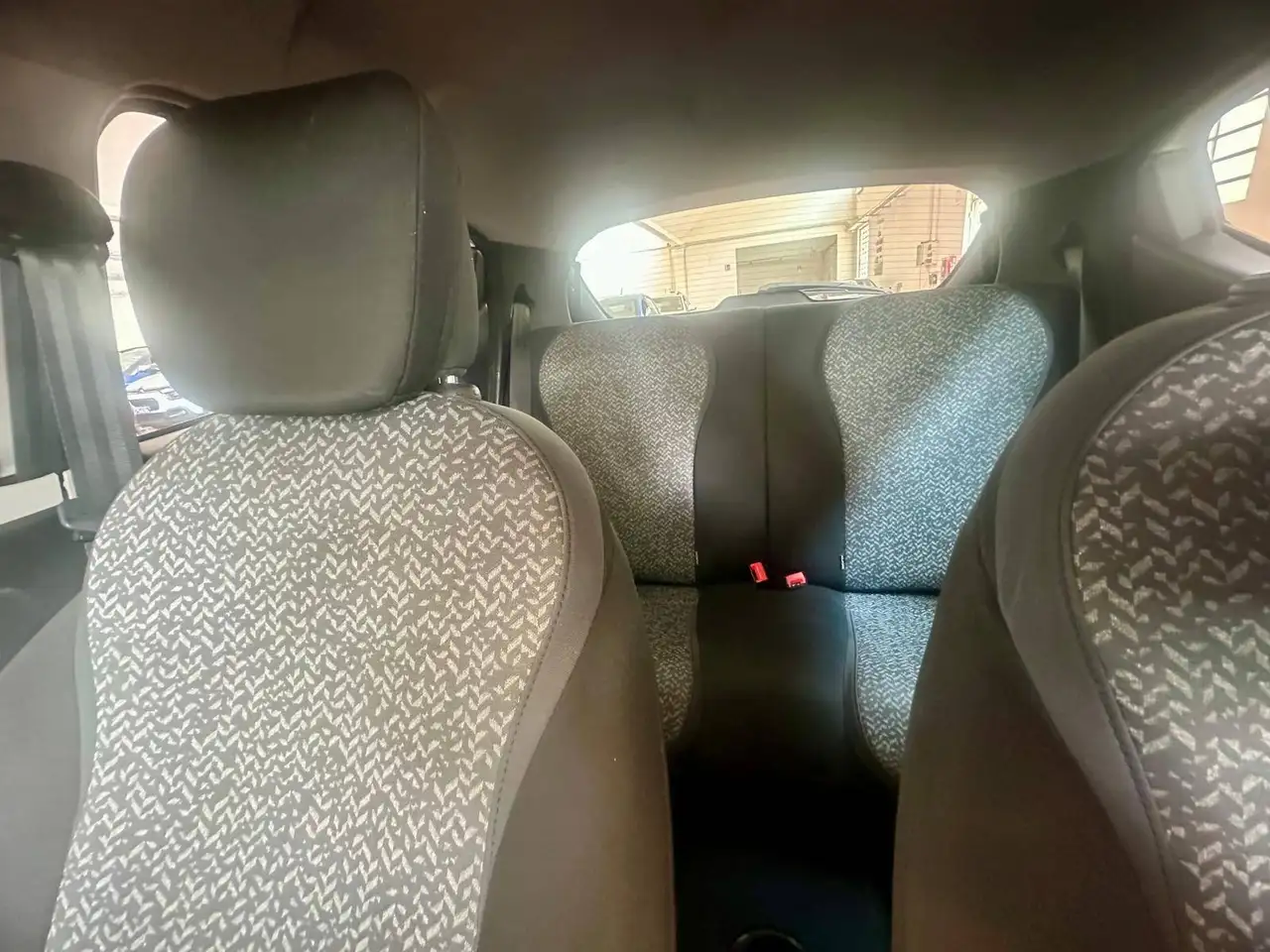 Lancia Ypsilon 2023 — фото 12