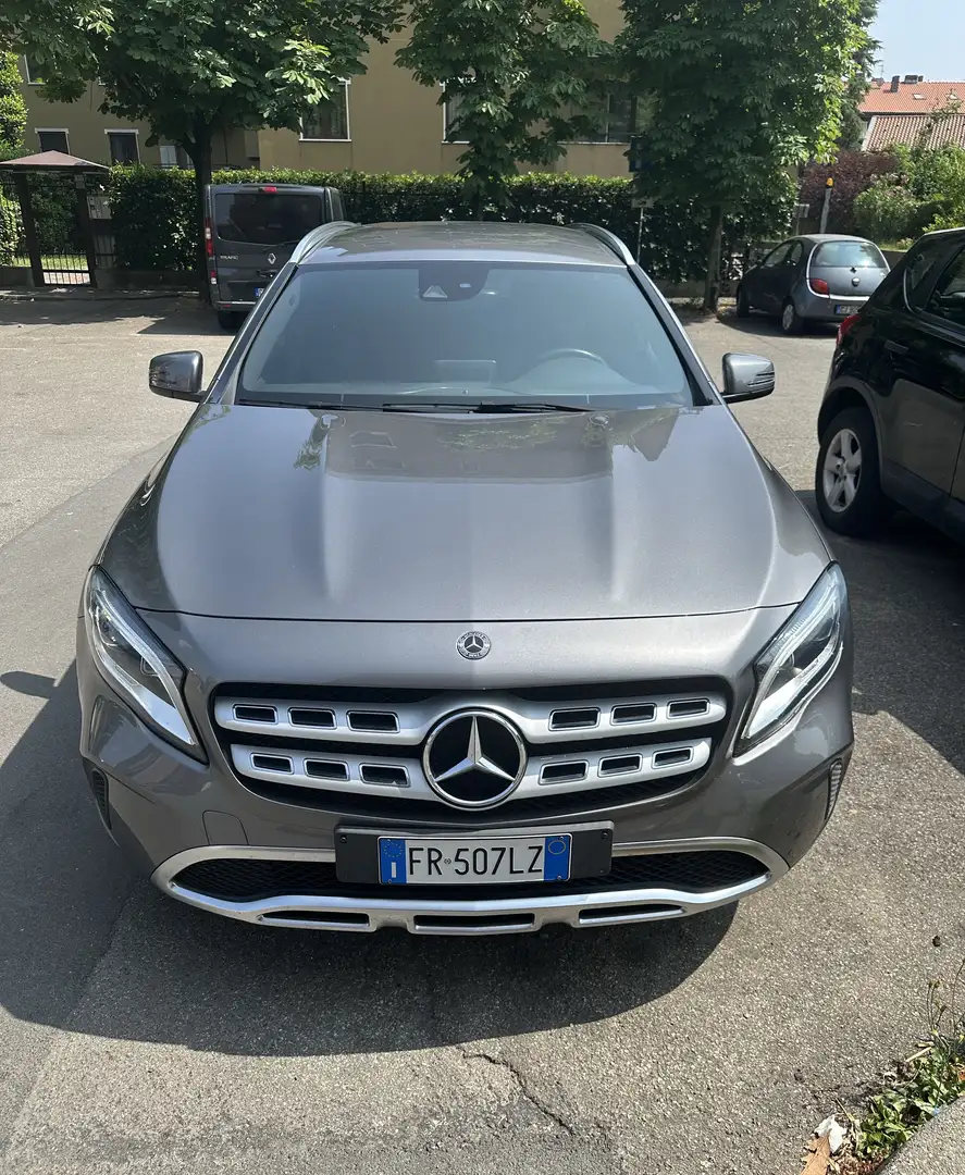 Mercedes-Benz GLA 200 Sport - 1