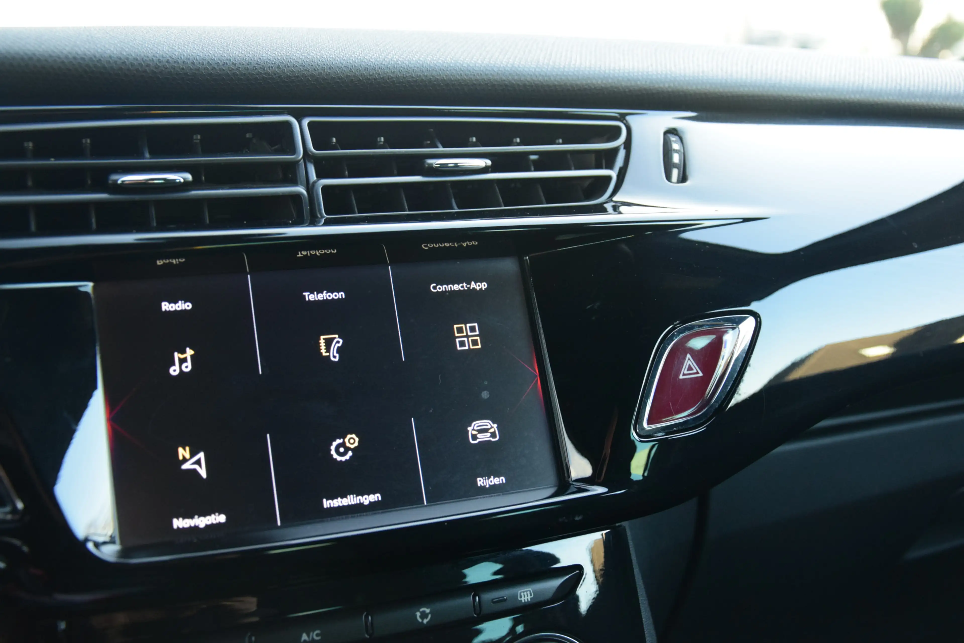 DS Automobiles DS 3 1.2 PureTech Automaat Connected Chic Camera Ecc Cr — photo 12