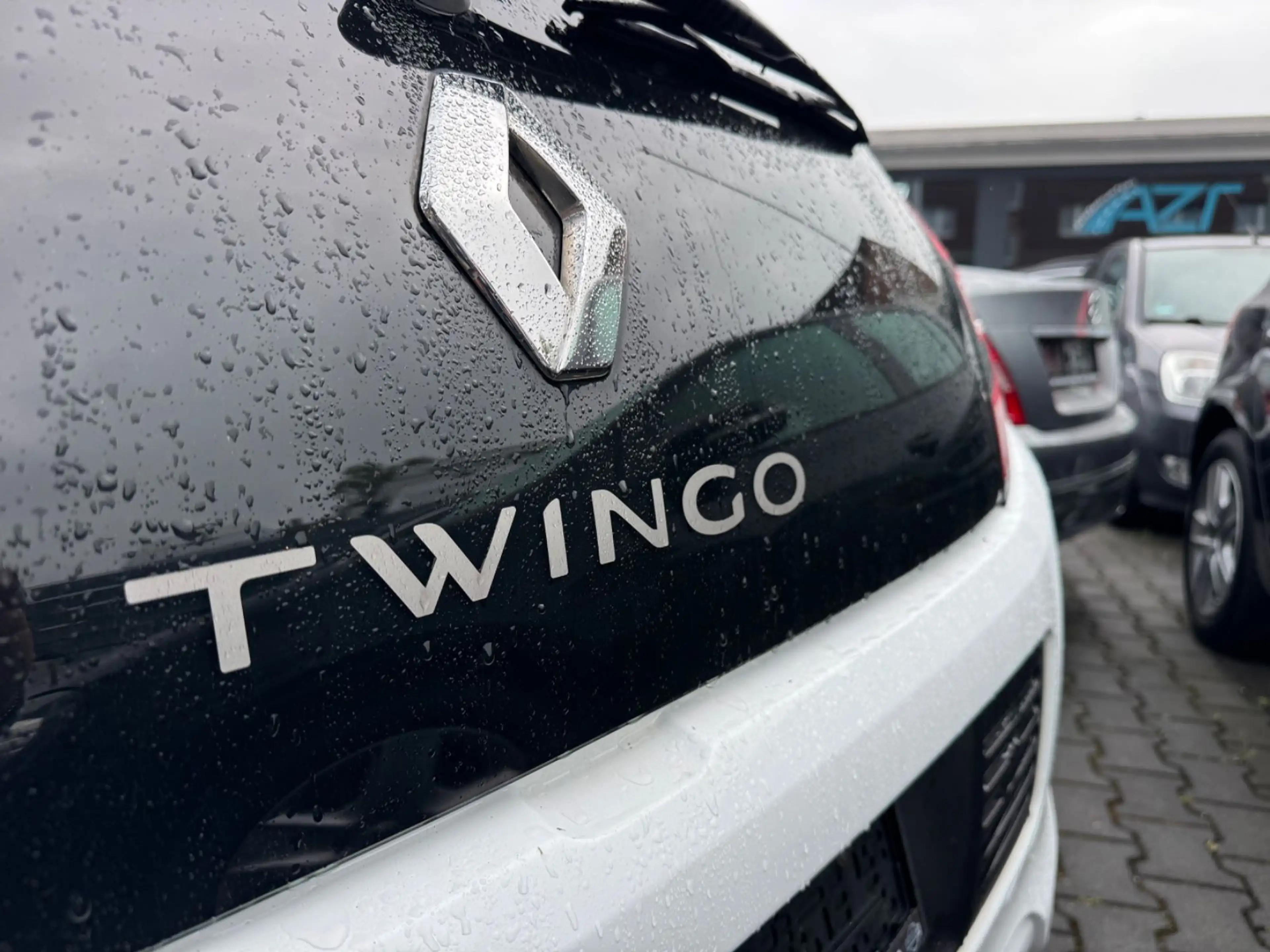 Renault Twingo Life*TÜV NEU*KLIMA* — photo 12