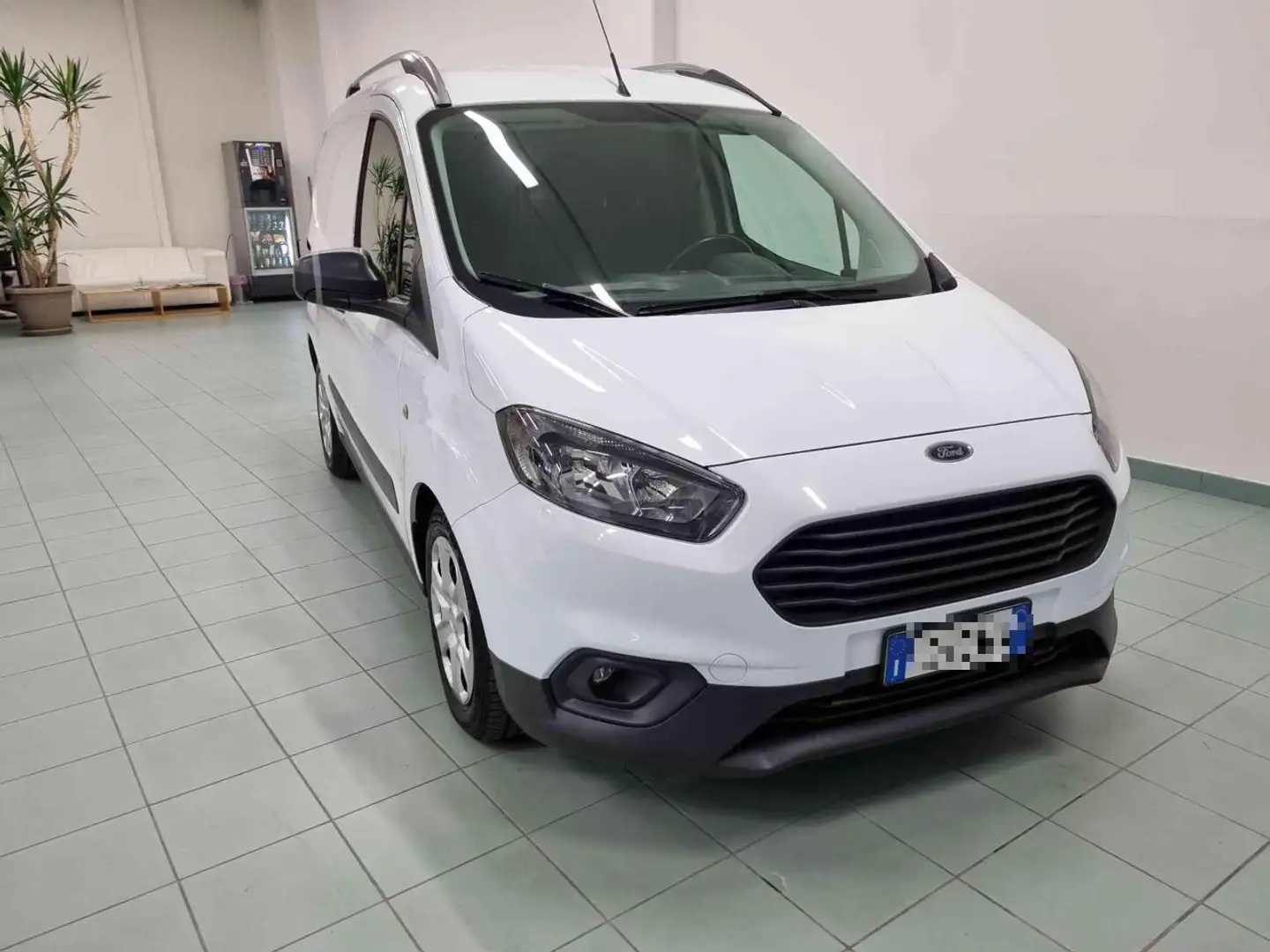Ford Transit Courier 1.5 TDCi 75 CV Van Trend Bianco - 2