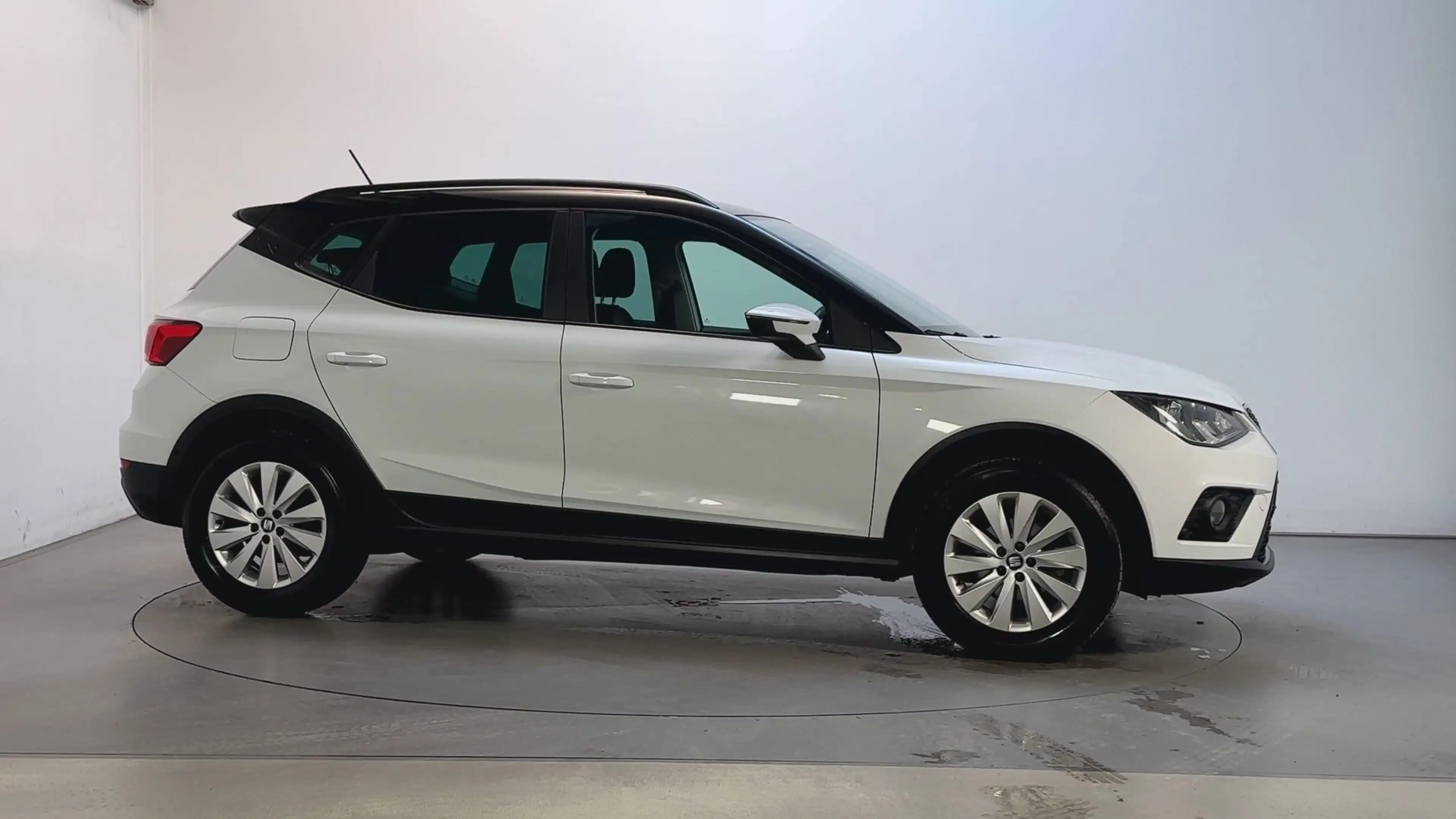 SEAT Arona 1.0 TSI Style Business Intense Camera Navigatie Ap — photo 12