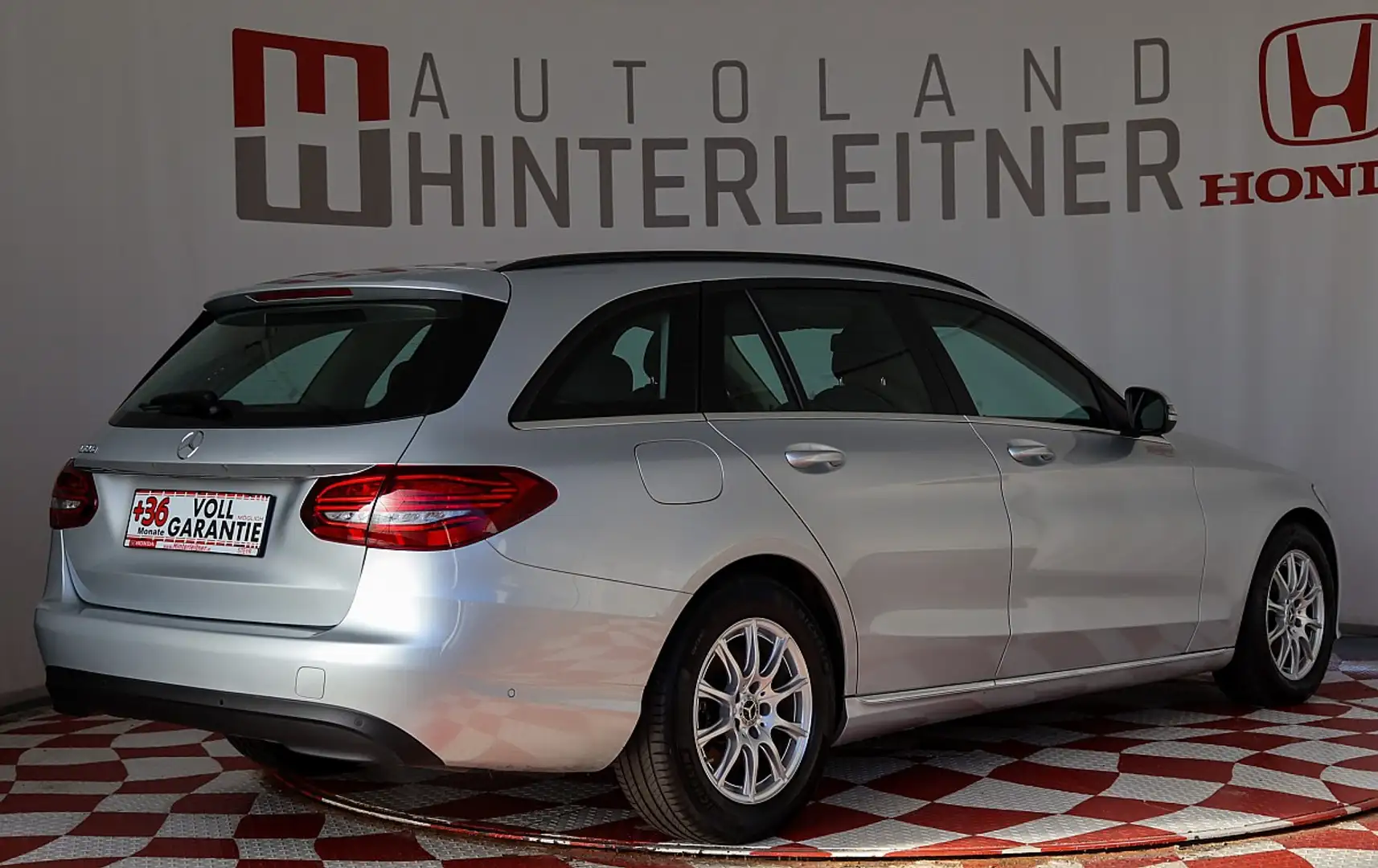 Mercedes-Benz C 180 d T / LED / PARK-PAKET / NAVI / SITZHEIZUNG Argent - 2