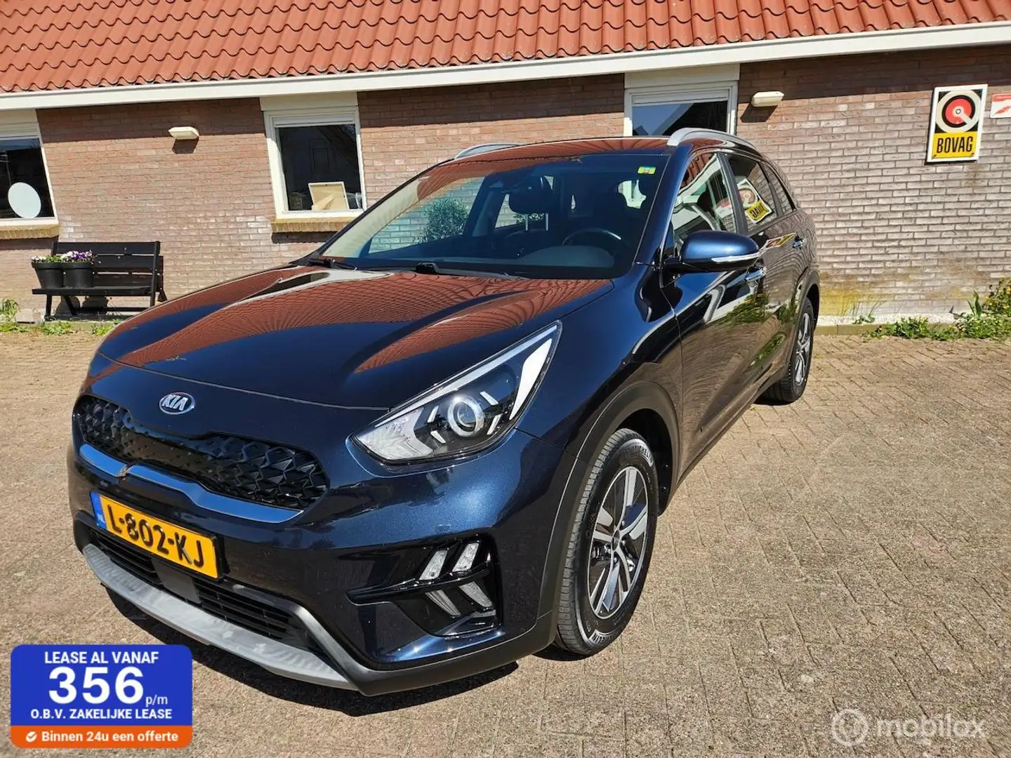 Kia Niro 1.6 GDi Hybrid DynamicLine Blauw - 1
