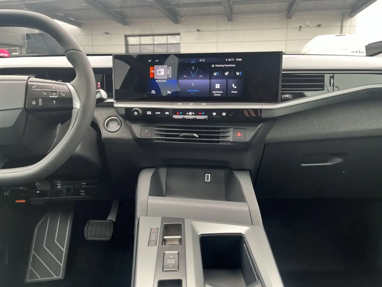 Opel Grandland Electric Edition *73 kWh/AHK/Sitzheiz* 8