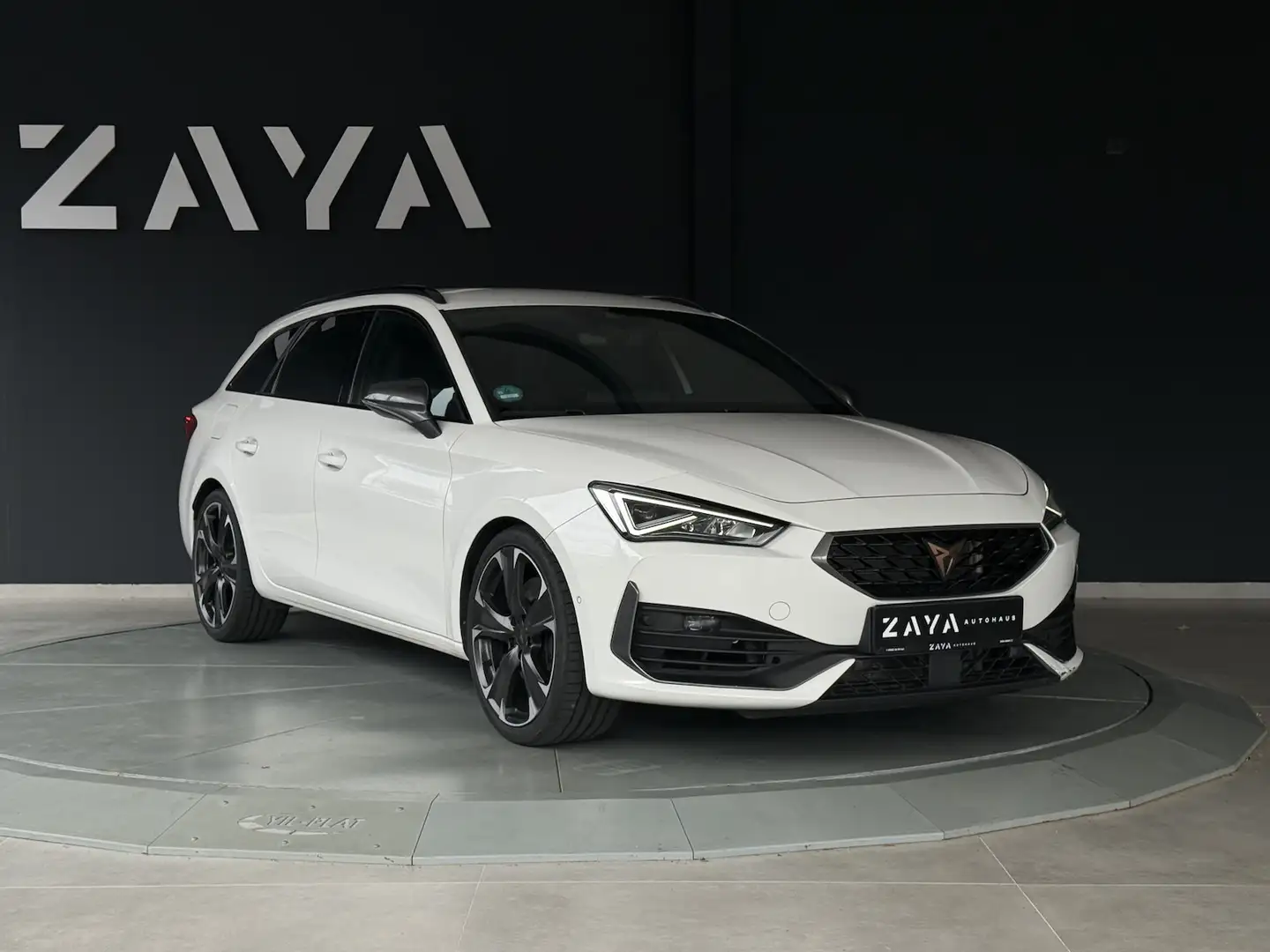 CUPRA Leon 2.0 TSI 4x4*DSG*R-KAMERA*LED*NAVI* Blanc - 1