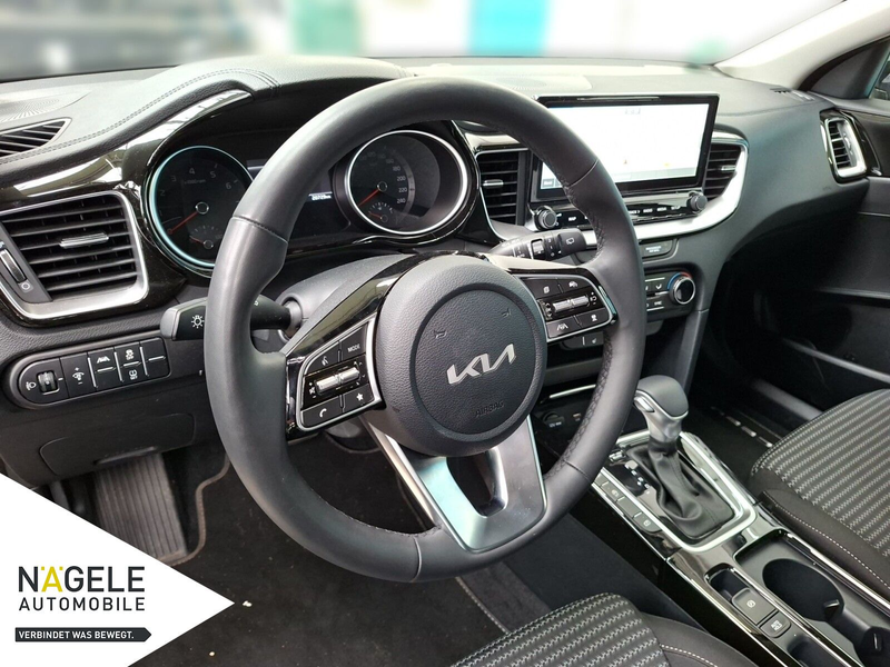 Kia Ceed / cee'd Ceed 1.5 T-GDI DCT Vision|ACC+NAVI+SHZ+CARPLAY — photo 8