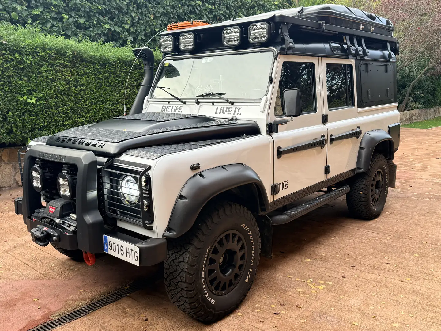 Land Rover Defender Comercial 110 SW E - 1