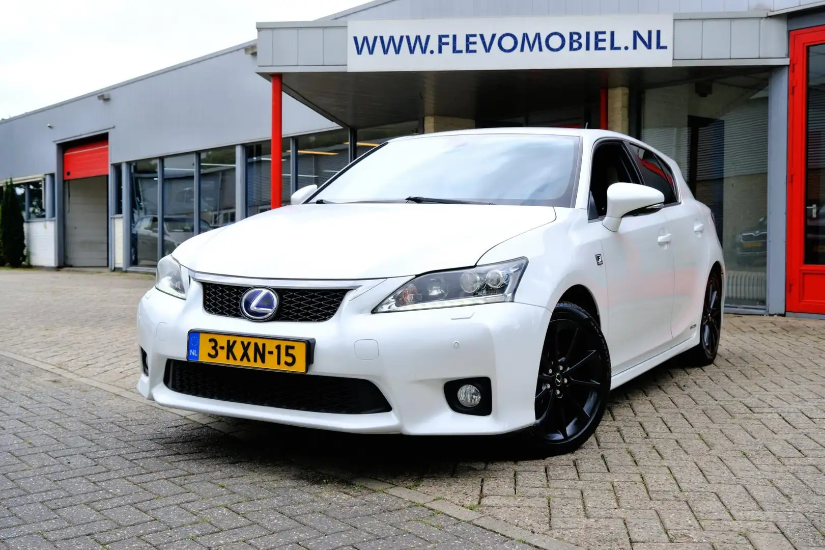 Lexus CT 200h F-Sport Line Aut. Navi|Xenon|LMV|Cam Fehér - 1