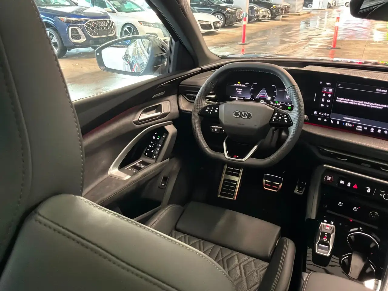 Audi SQ5 снимка Audi SQ5