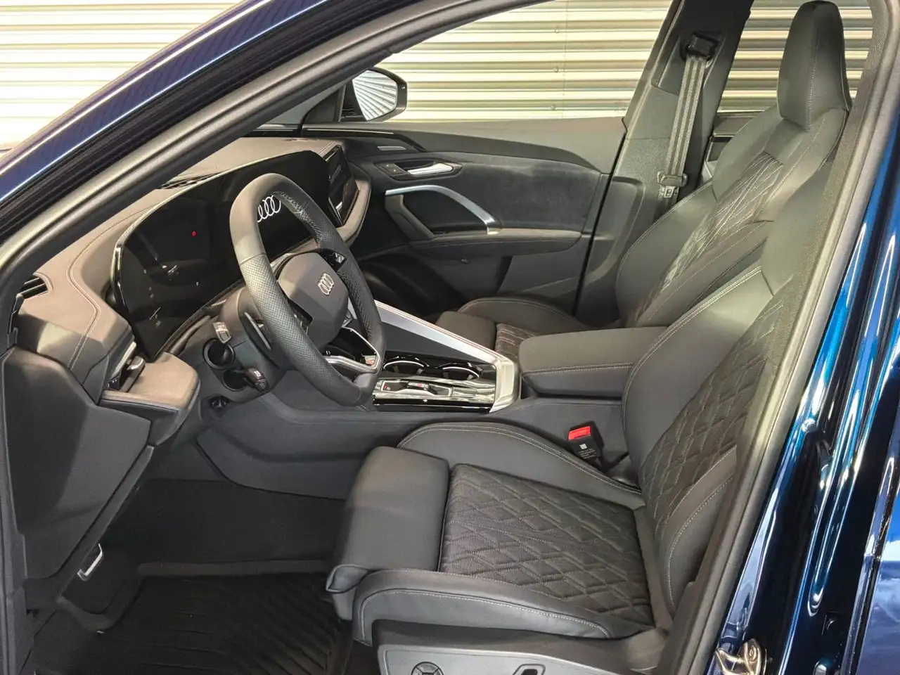 Audi SQ5 снимка Audi SQ5
