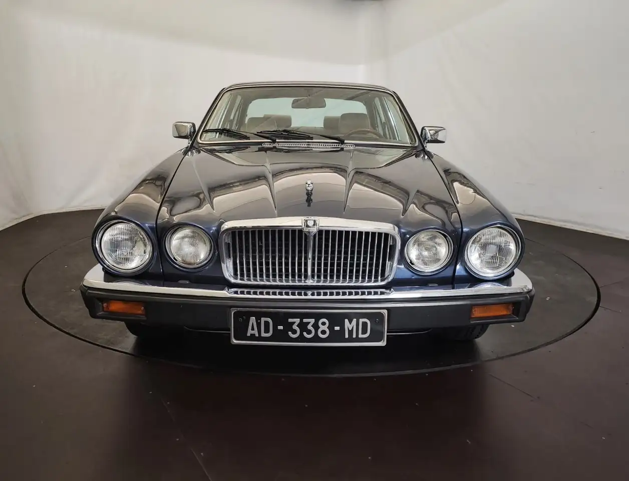 Jaguar XJ12 série 3, foto 6