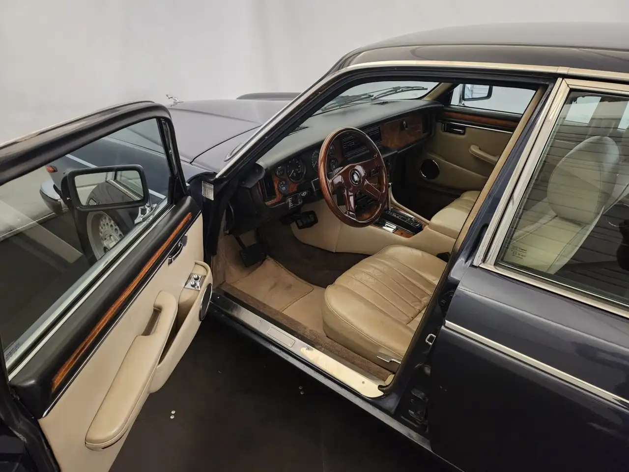 Jaguar XJ12 série 3, foto 5