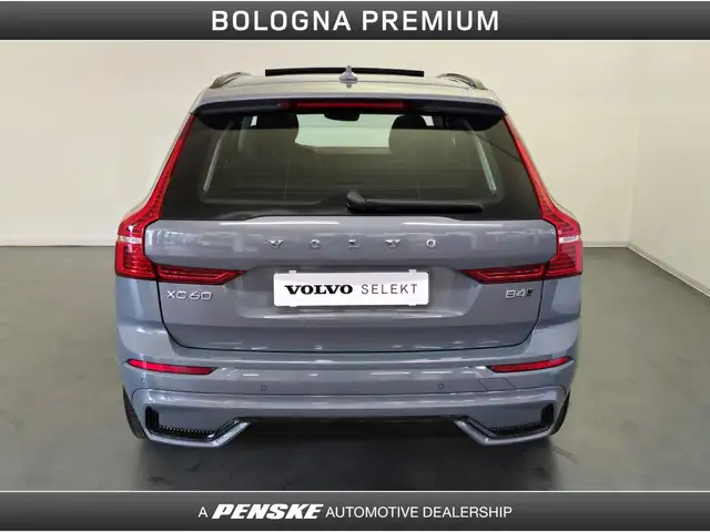 Volvo XC60 view 7