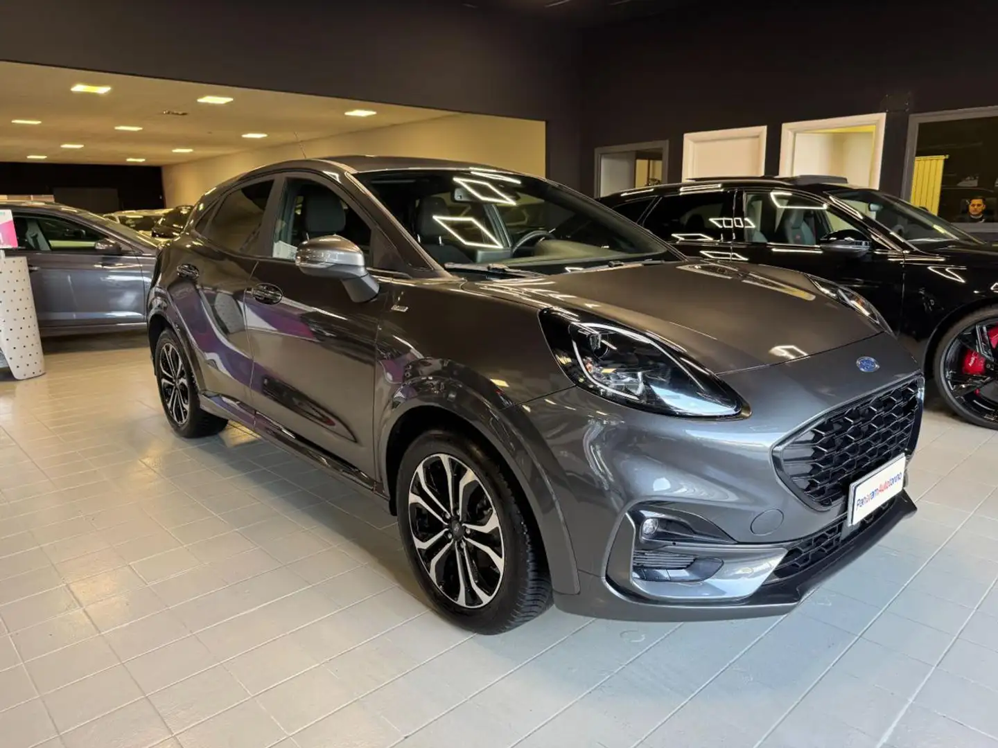 Ford Puma 1.0 EcoBoost Hybrid 125 CV S&S aut. ST-Line Grigio - 1