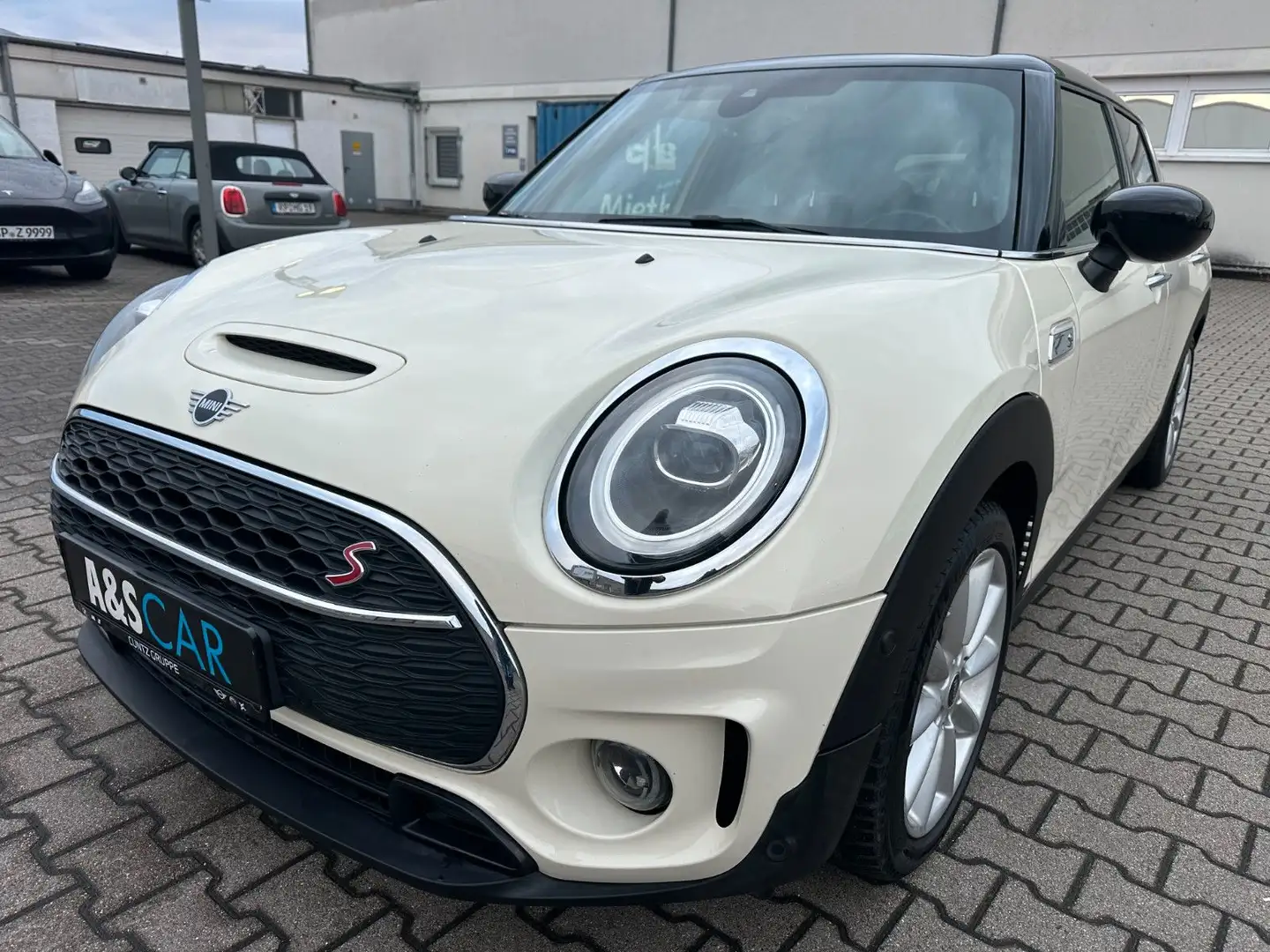 MINI Cooper SD Clubman -NAVI-LEDER-PDC-LED-GEPFLEGT Blanco - 1