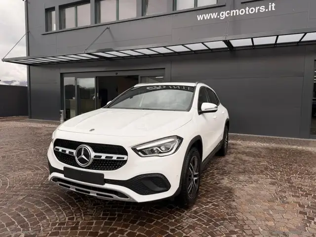 Mercedes-Benz GLA 200 GLA 200 d Automatic Progressive Advanced