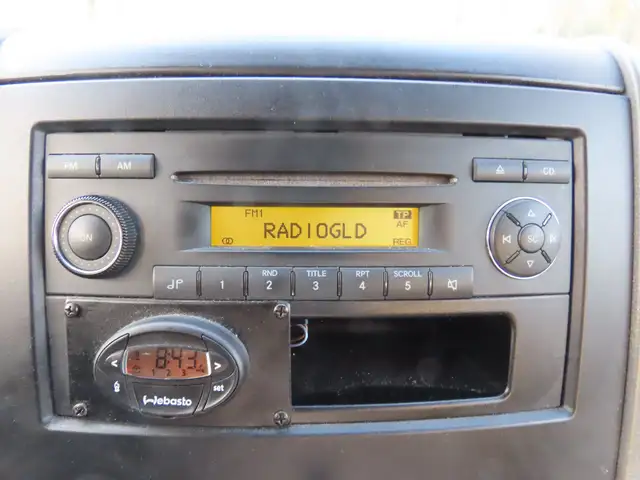 Mercedes-Benz Sprinter view 12