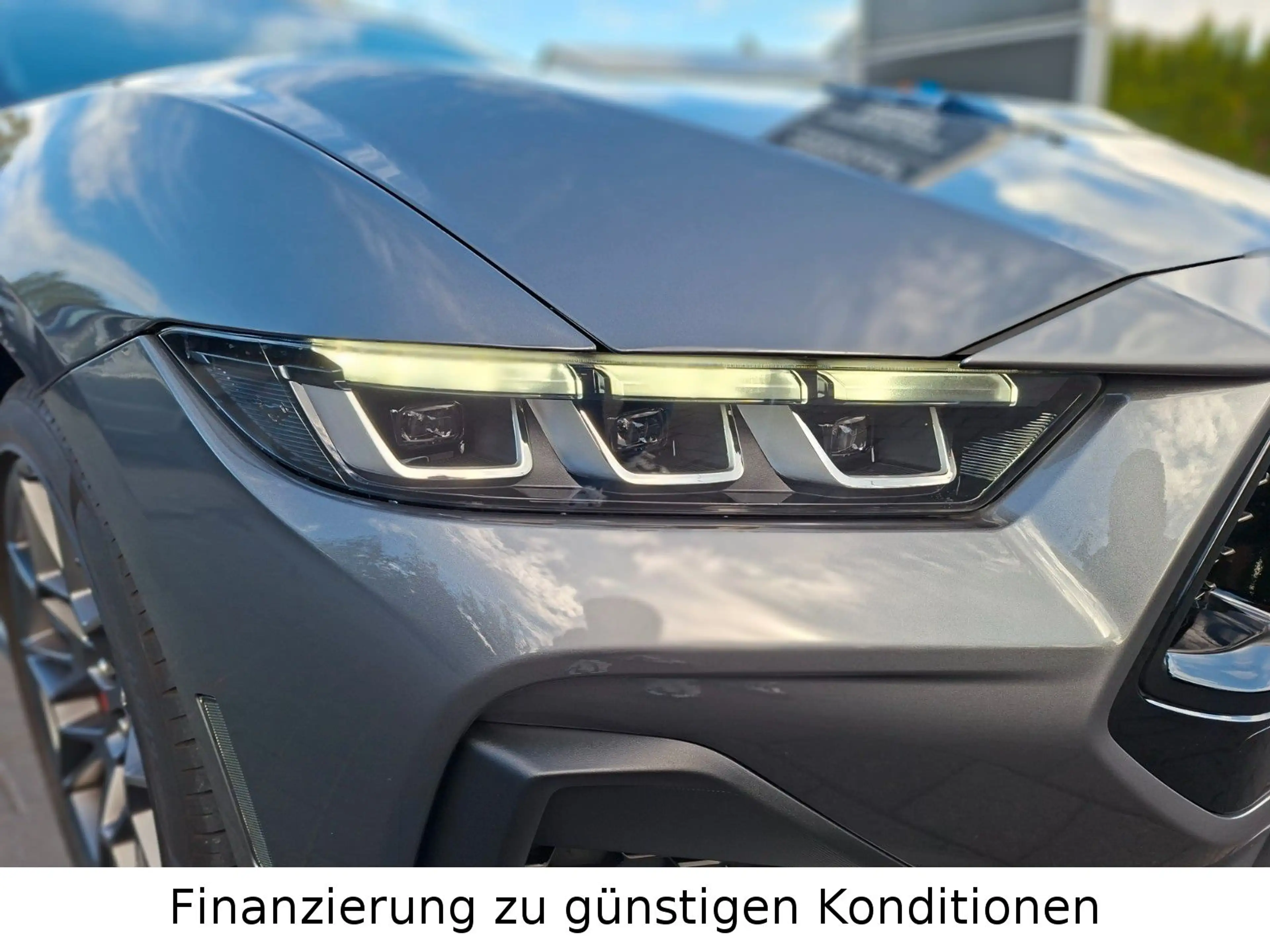 Ford Mustang Convertible 5.0 Ti-VCT V8 328 kW GT — photo 14