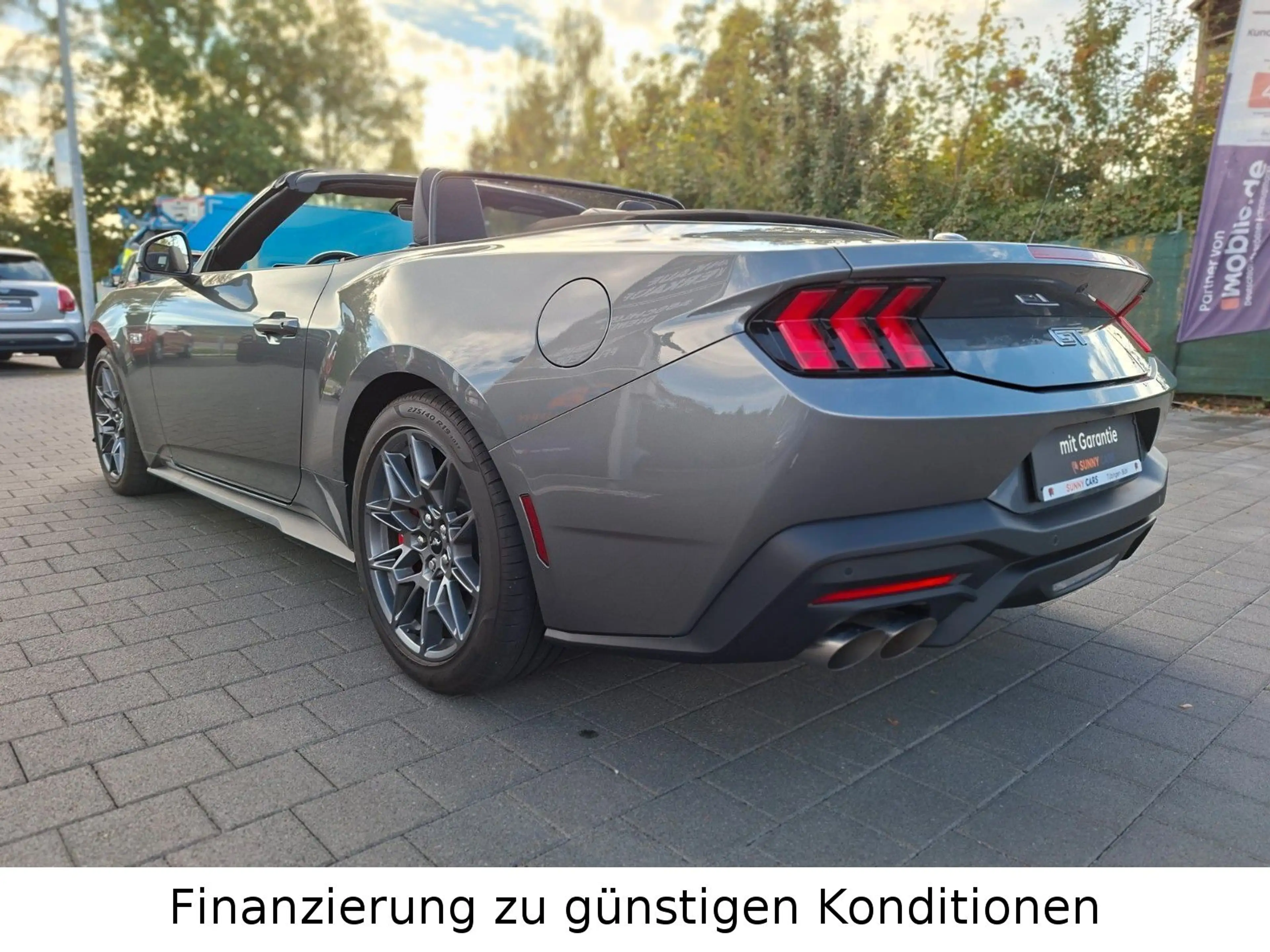 Ford Mustang Convertible 5.0 Ti-VCT V8 328 kW GT — photo 12