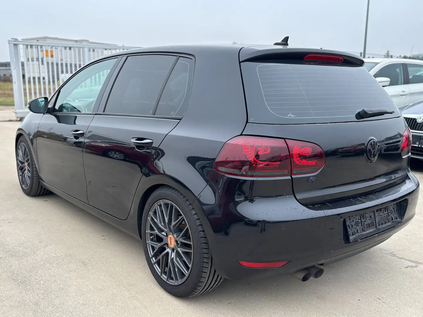 Volkswagen Golf *AUTOMATIK * PICKERL 01/26* Highline 1,4 TSI DSG Schwarz - 2