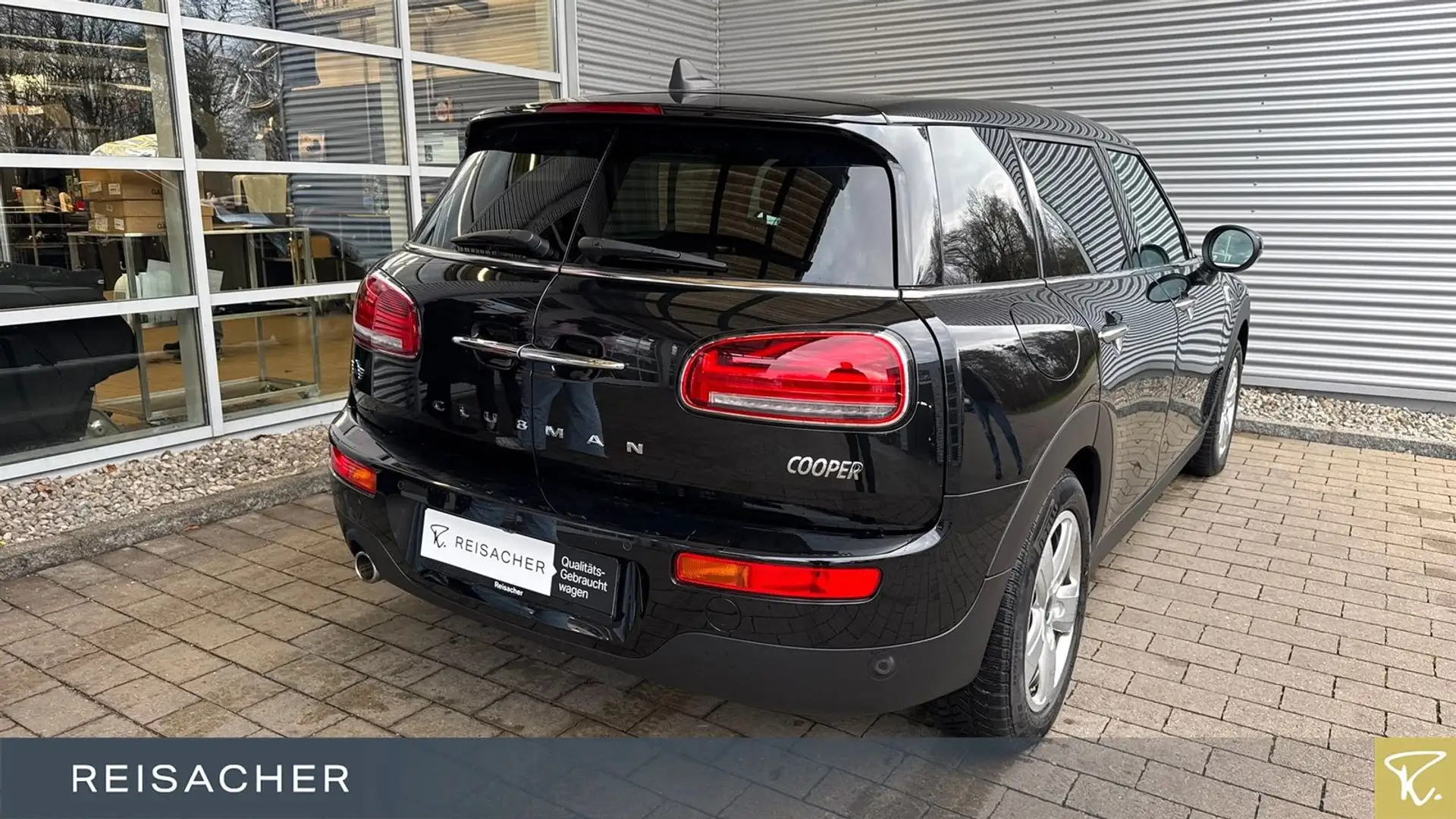 MINI Cooper Clubman Classic-Trim Navi RüKa LED 16"LM Schwarz - 2