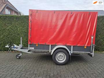 Aanhanger Huifaanhanger/geremd/met kenteken