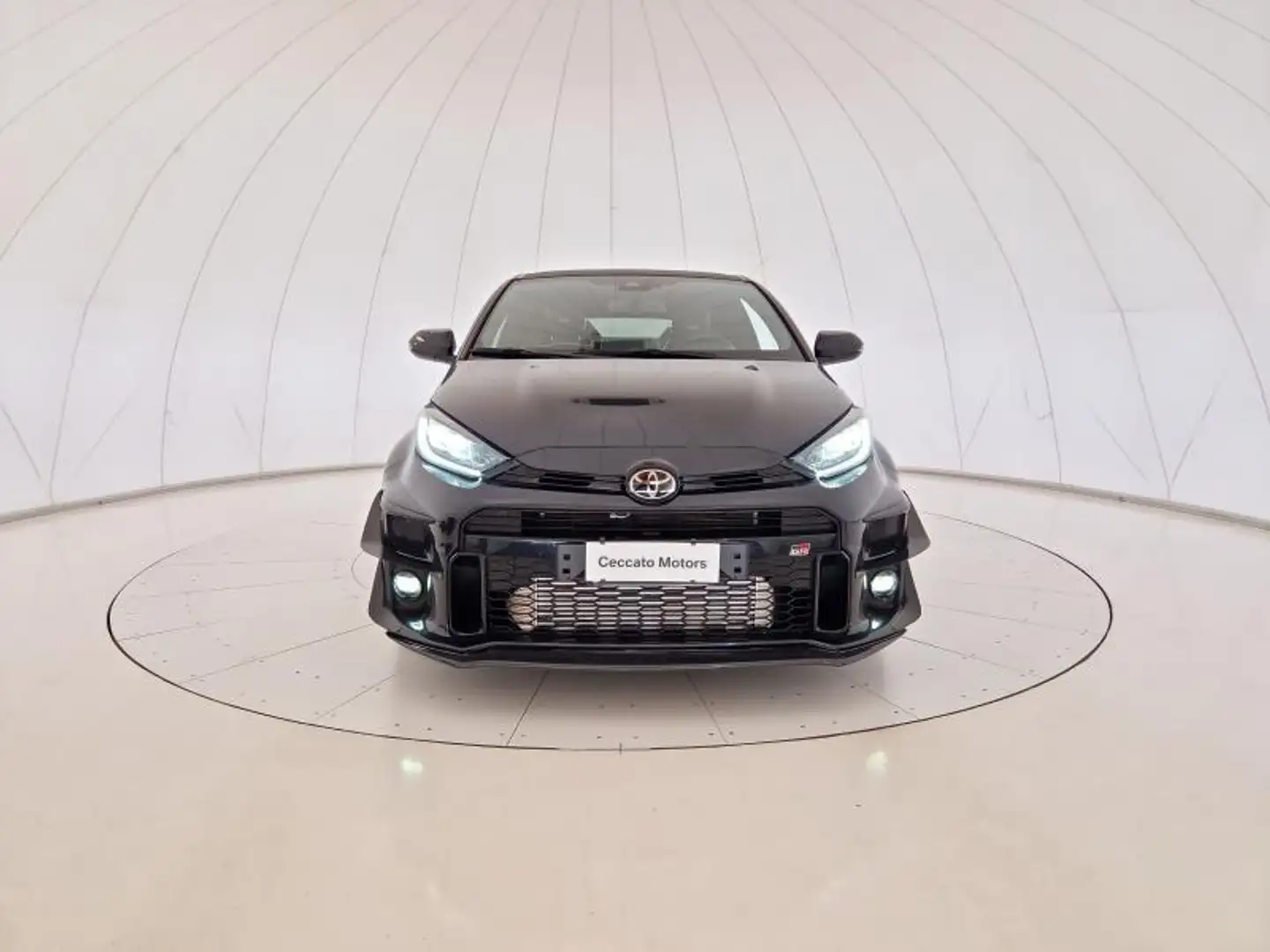 Toyota Yaris 1.6 Circuit Nero - 2