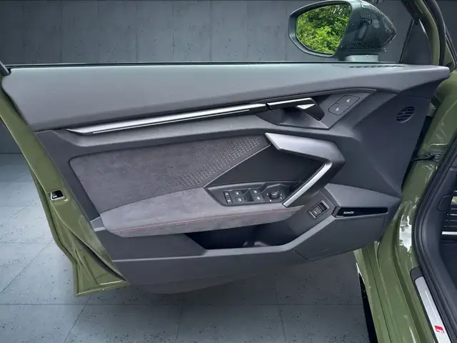 Audi RS3 view 24