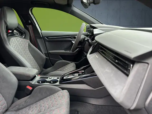 Audi RS3 view 22