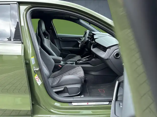 Audi RS3 view 15