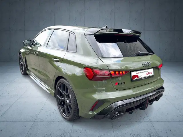 Audi RS3 view 3