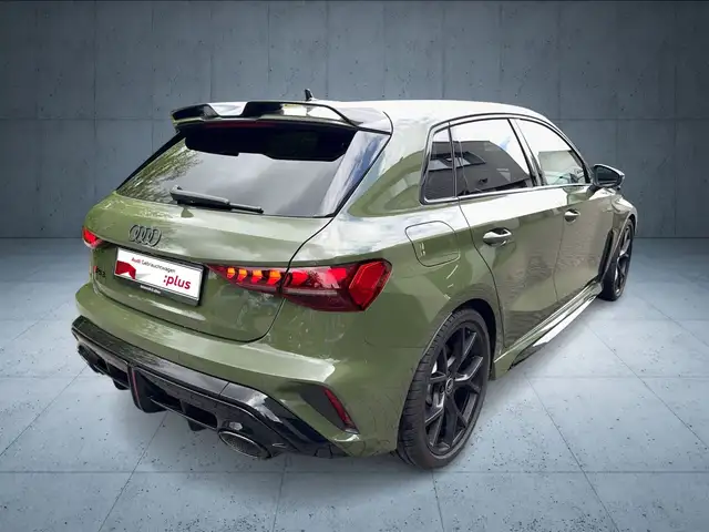 Audi RS3 view 5