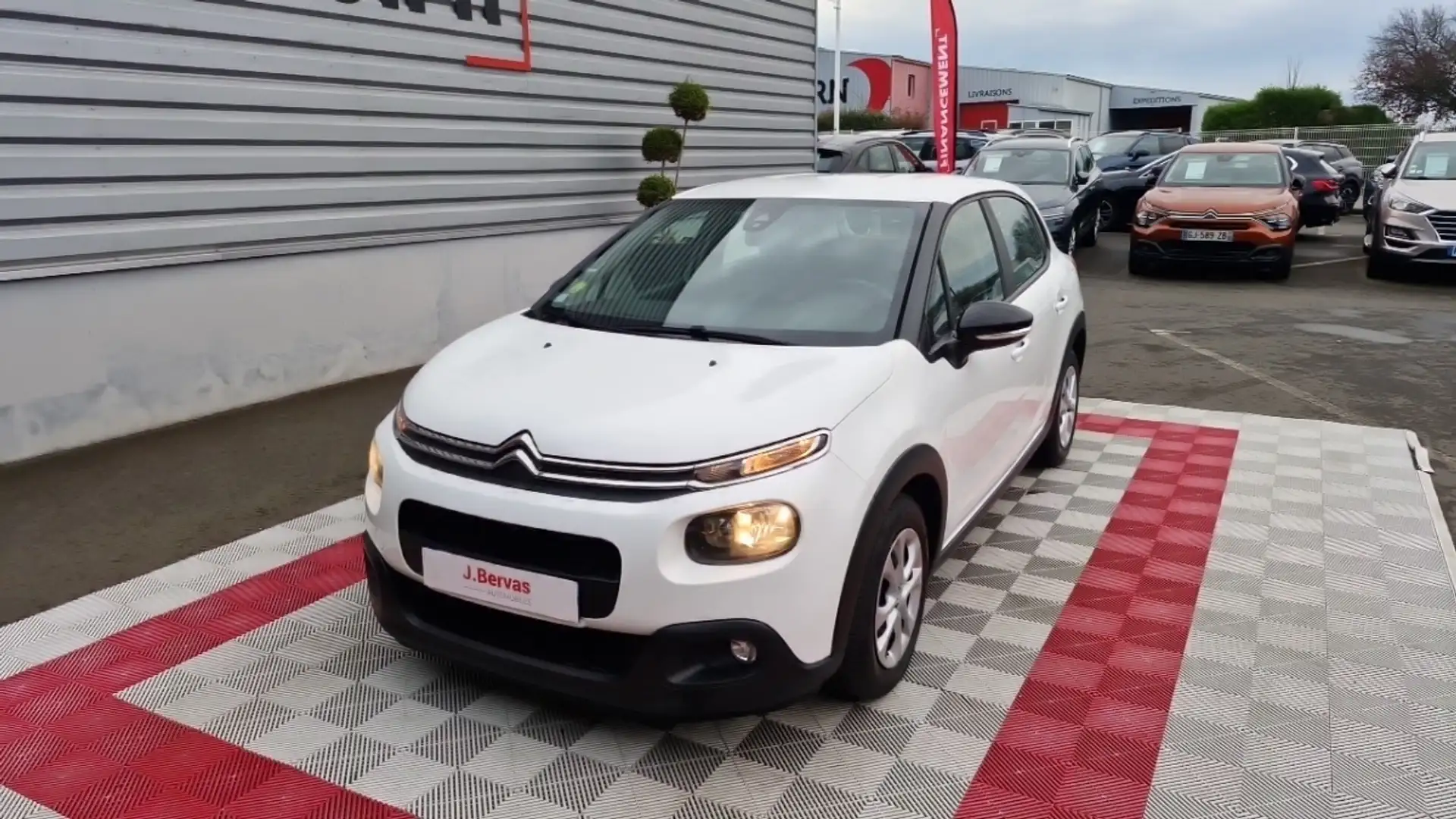 Citroen C3 SOCIETE BLUEHDI 100 SS BVM FEEL Blanc - 2