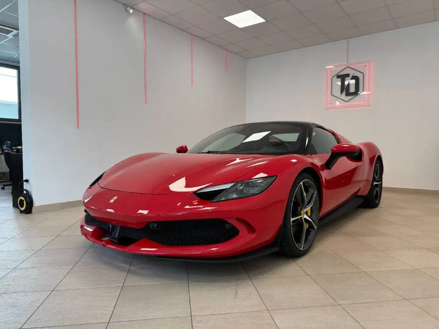 Ferrari 296 GTS -Lift - Carbonio - ADAS - 360 - Sed. Ventilati Rosso - 1