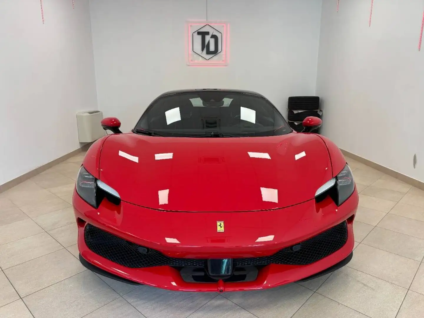 Ferrari 296 GTS -Lift - Carbonio - ADAS - 360 - Sed. Ventilati Rosso - 2