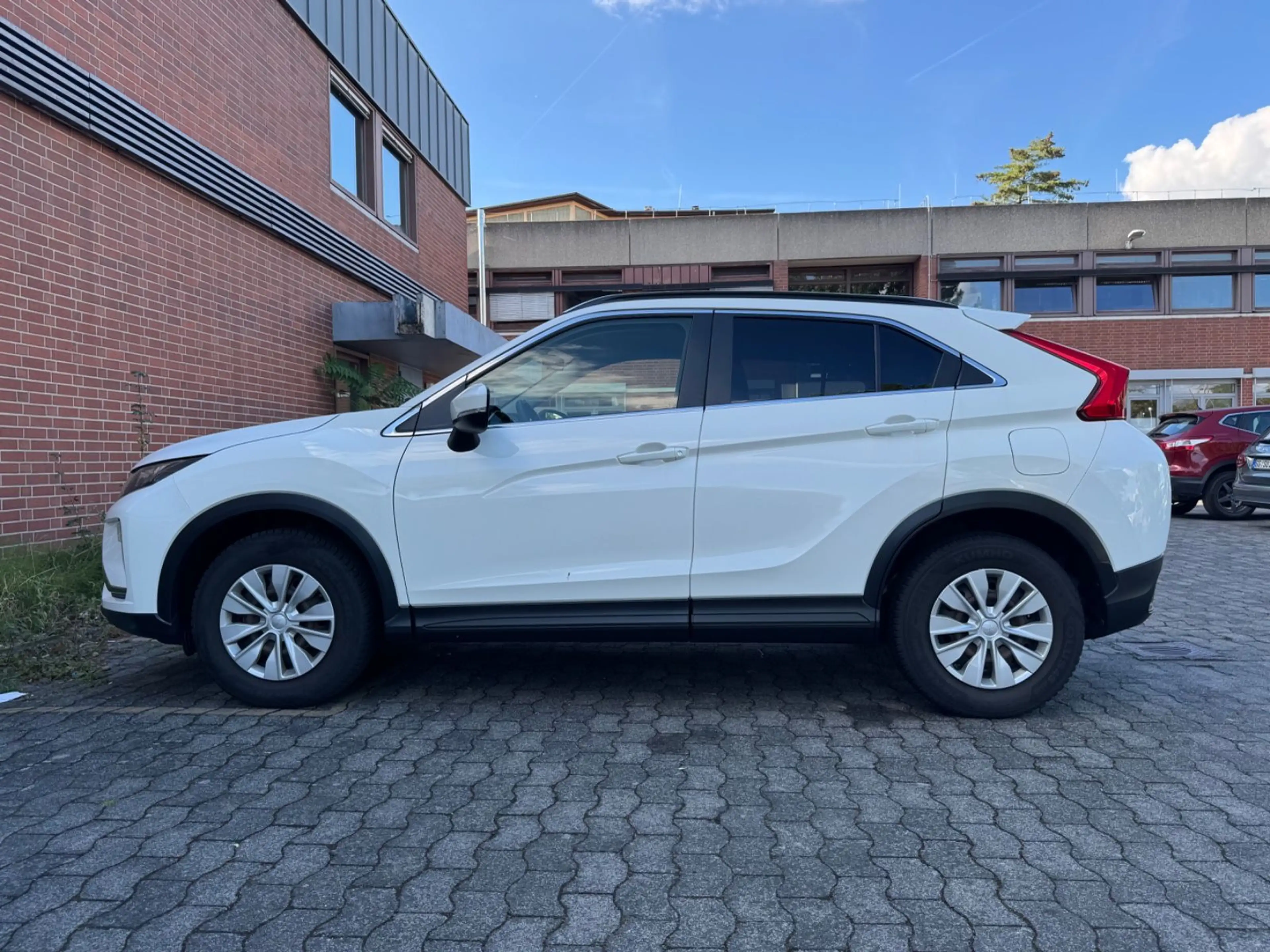 Mitsubishi Eclipse Cross Basis 2WD START/STOP*TEMPO*KLIMAUT — photo 8