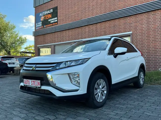 Mitsubishi Eclipse Cross Basis 2WD START/STOP*TEMPO*KLIMAUT