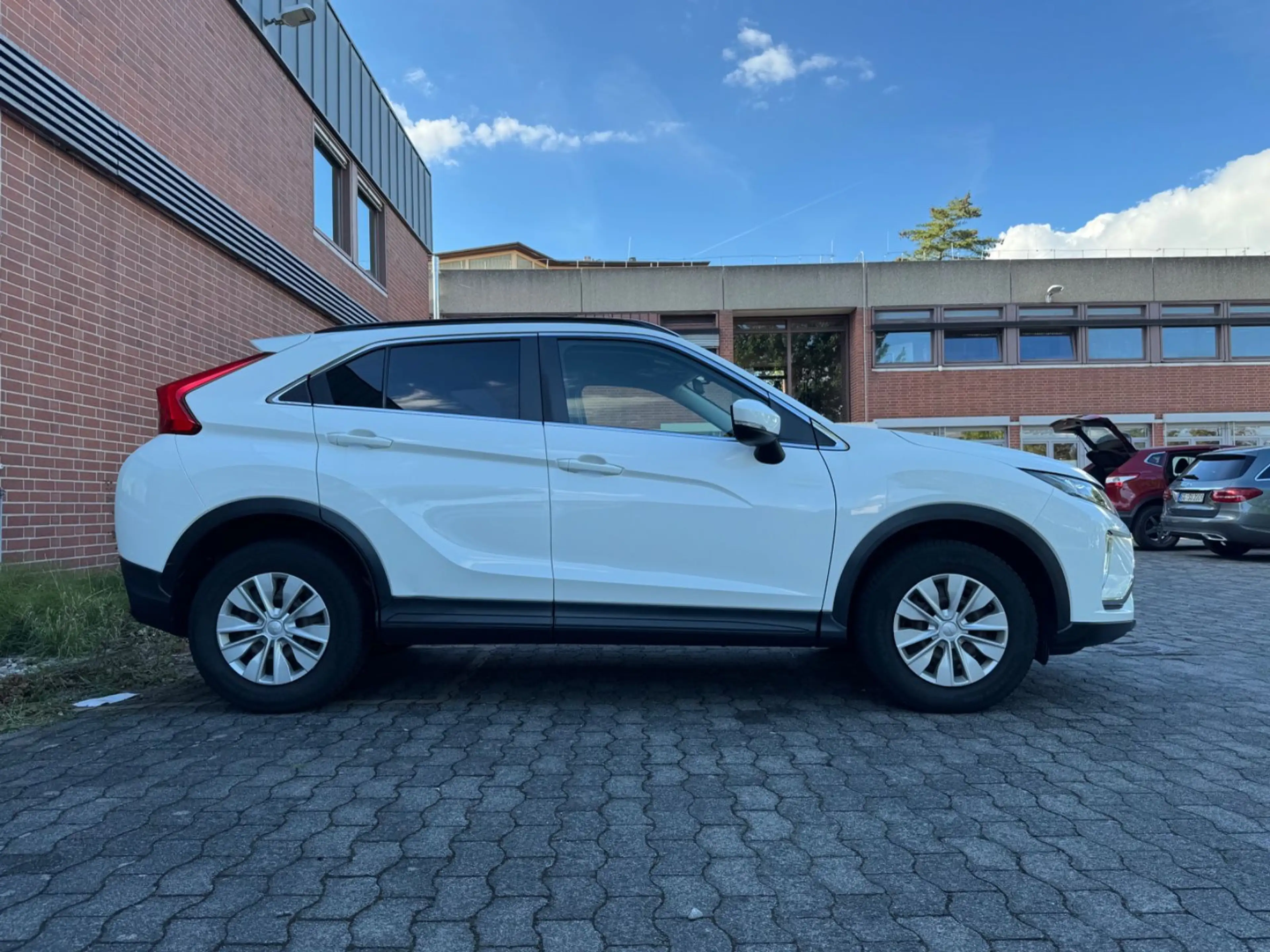 Mitsubishi Eclipse Cross Basis 2WD START/STOP*TEMPO*KLIMAUT — photo 4