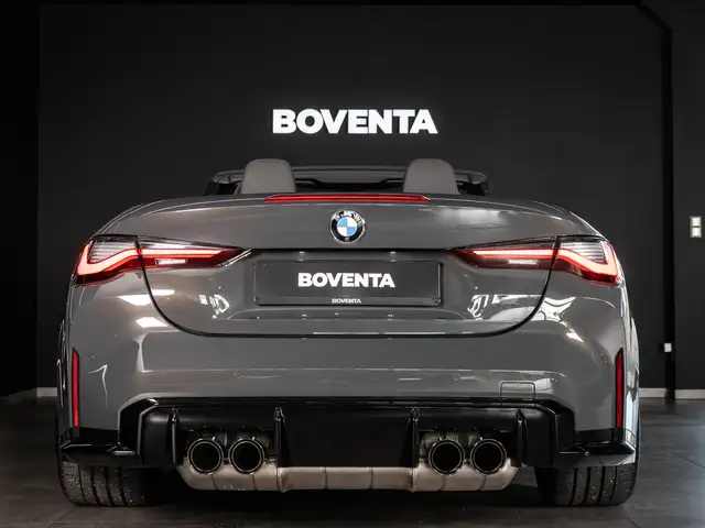 BMW M4 view 10