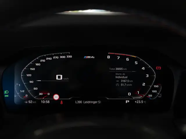 BMW M4 view 22