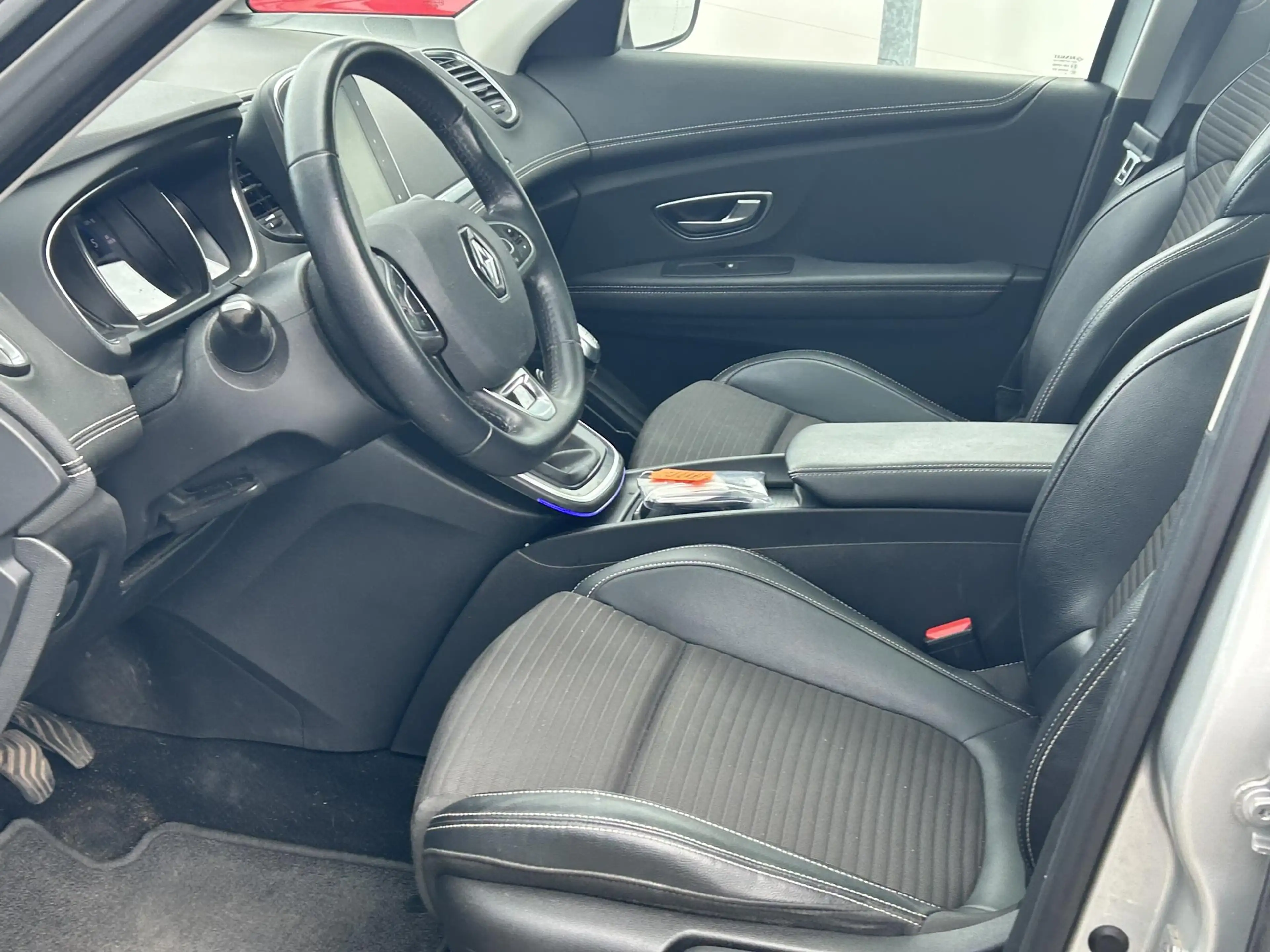 Renault Scenic 1.3 TCe Bose | Panoramadak | Groot Navigatie | Cam — photo 7