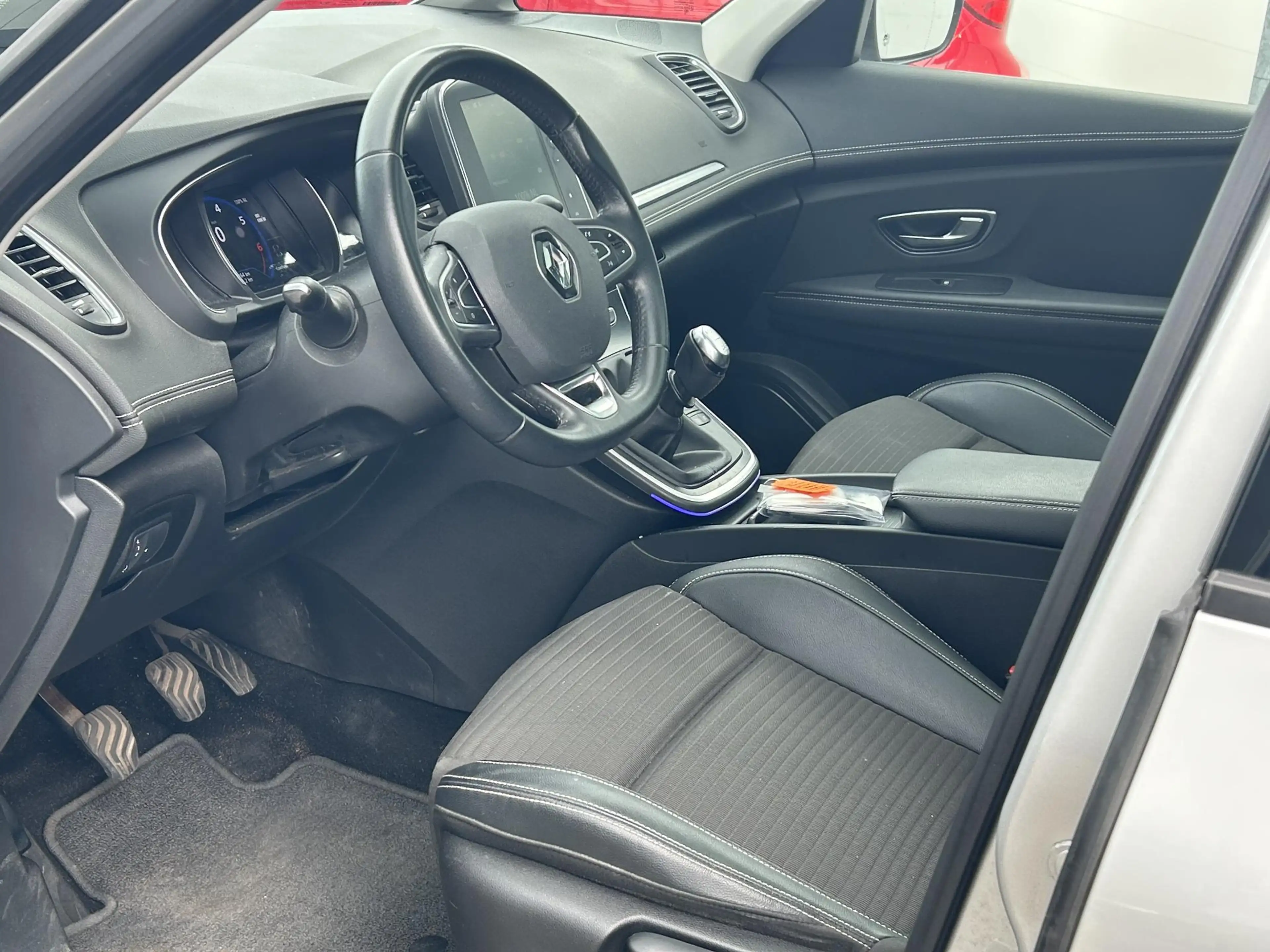 Renault Scenic 1.3 TCe Bose | Panoramadak | Groot Navigatie | Cam — photo 25