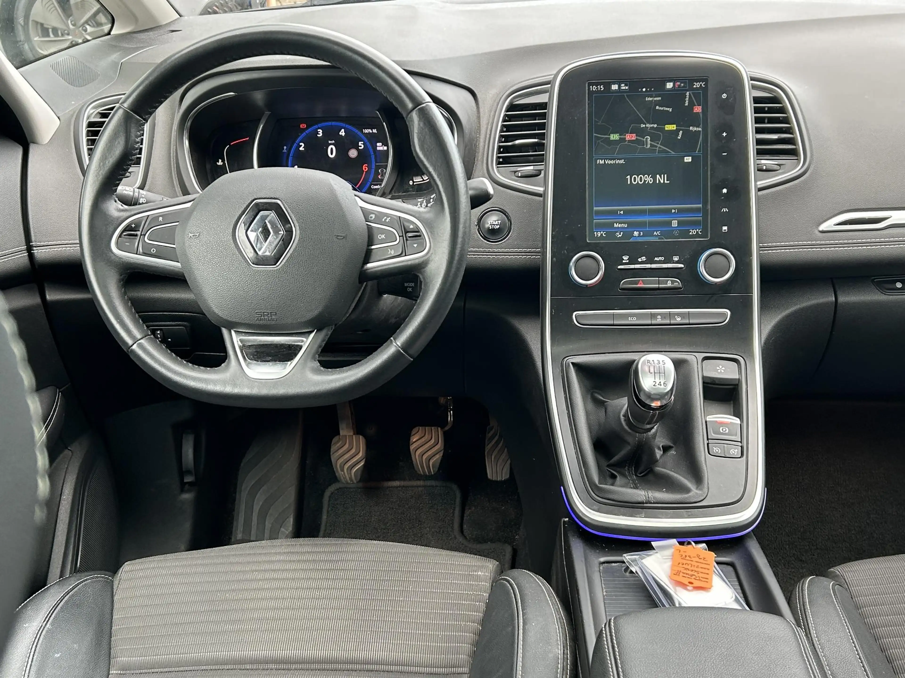 Renault Scenic 1.3 TCe Bose | Panoramadak | Groot Navigatie | Cam — photo 3
