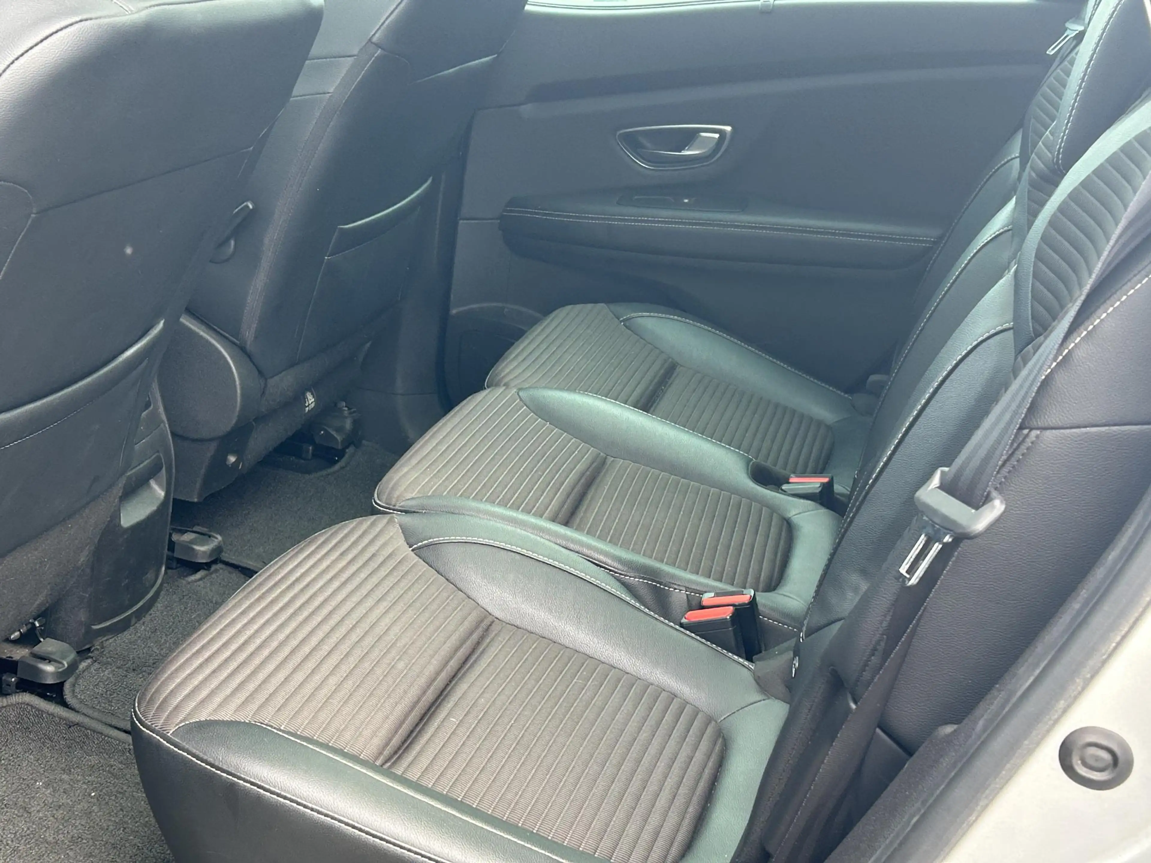 Renault Scenic 1.3 TCe Bose | Panoramadak | Groot Navigatie | Cam — photo 8
