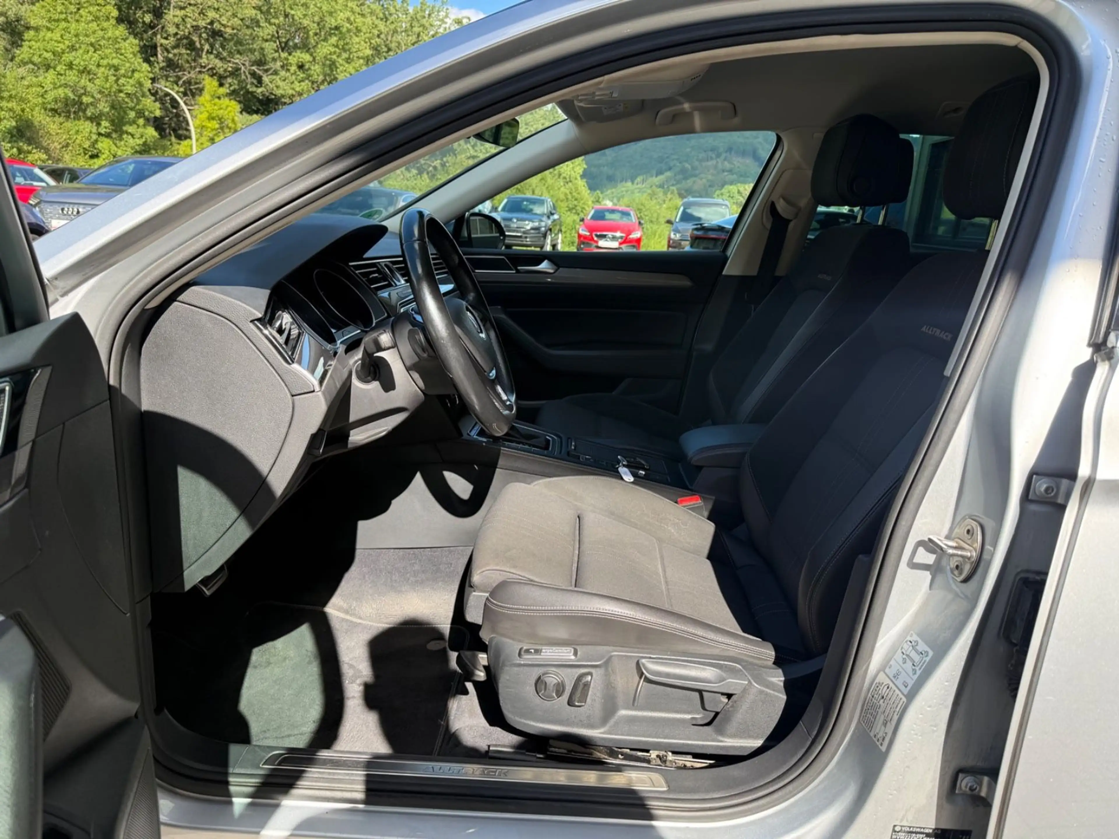 Volkswagen Passat Alltrack 4 Motion *Matrix *ACC *AHK *App — photo 9